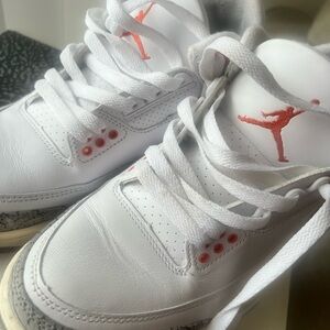 Jordan White Women's Sneaker Size US 7.5 - Interior Tag Detail